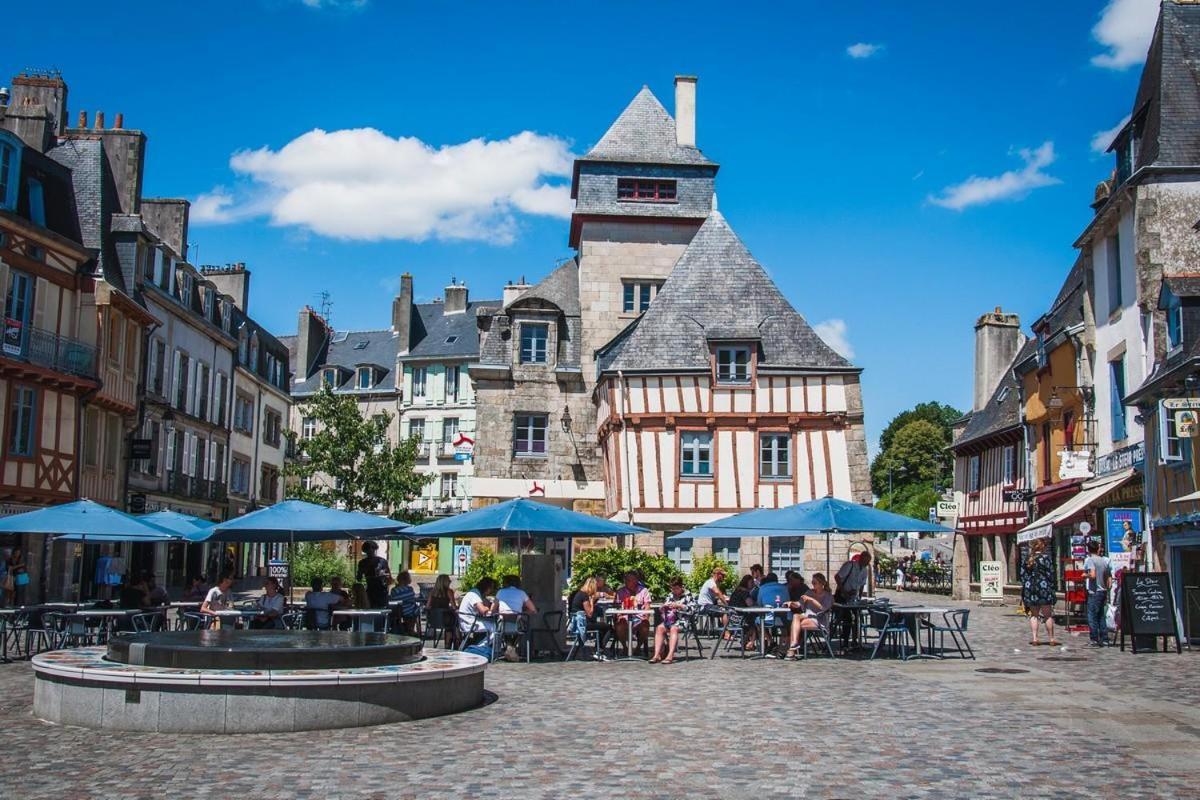 Quimper: T3 Avec Vue Cathedrale Proche Gare Apartment Exterior photo